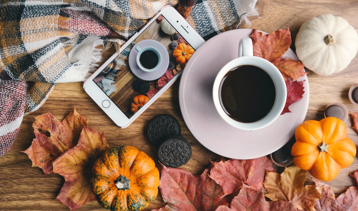 créer décoration automnale cosy maison table automne citrouille