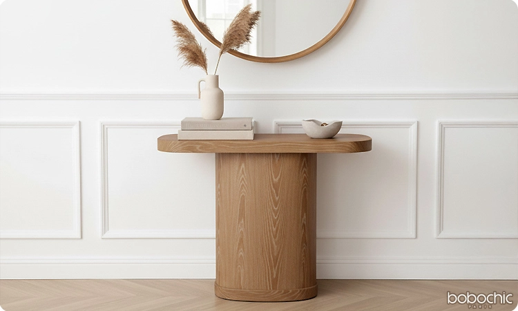 A la fois console et table d'appoint, la console CASSIS saura répondre à tous vos besoins