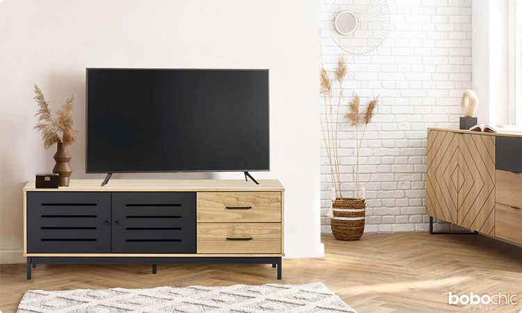 Peu importe les dimensions de votre coin télé, le meuble TV AUSTIN saura trouver sa place et le faire briller !
