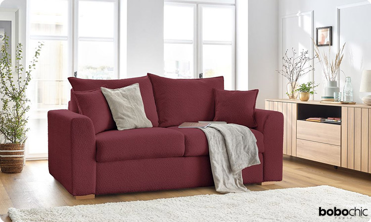 Quelles couleurs associer avec un canapé rouge ?