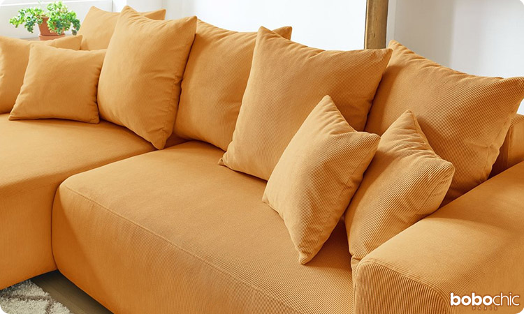Comment décorer un canapé avec des coussins