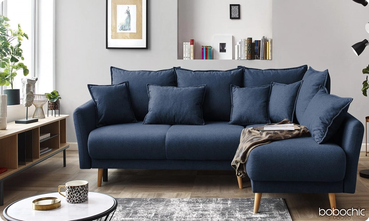 Comment décorer mon salon avec un canapé bleu ?