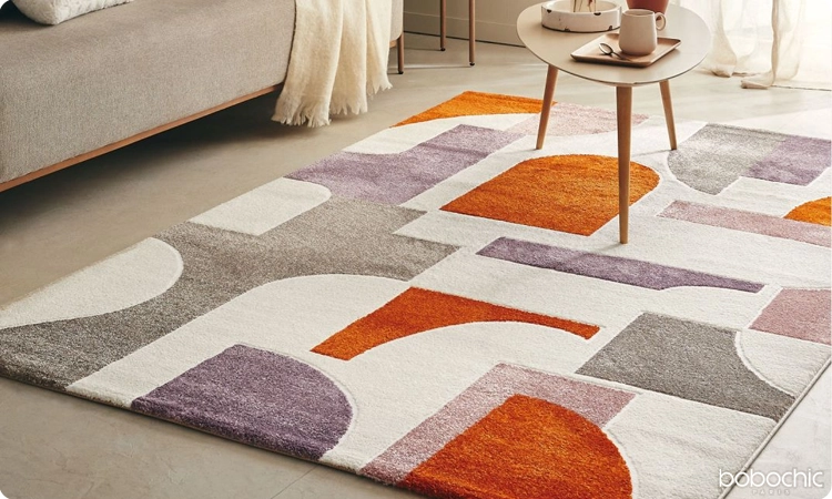 Pour une pièce élégante et dynamique, le tapis à motifs géométrique vous propose des coloris uniques