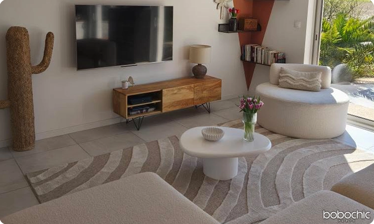 Le tapis est l'un des meilleurs éléments pour délimiter les espaces de votre salon