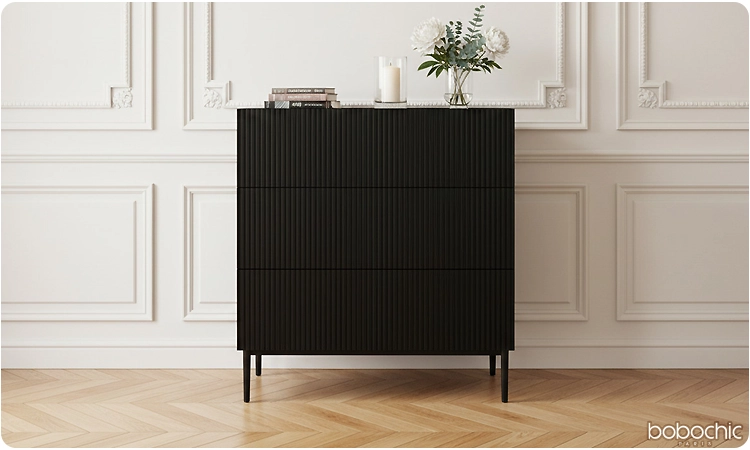 Commode en métal noir