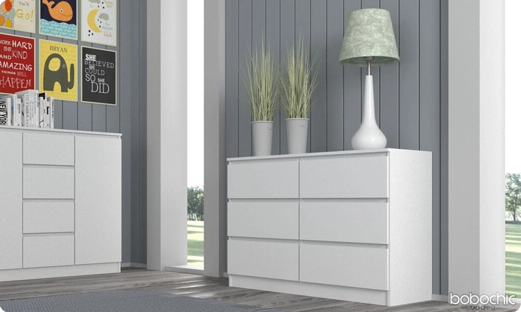 Une grande et robuste commode pourra se muer en meuble TV