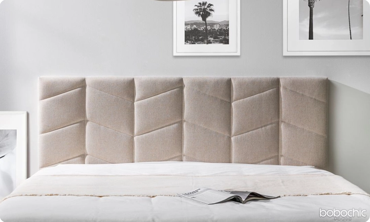 Apportez chaleur et beauté avec une tête de lit beige
