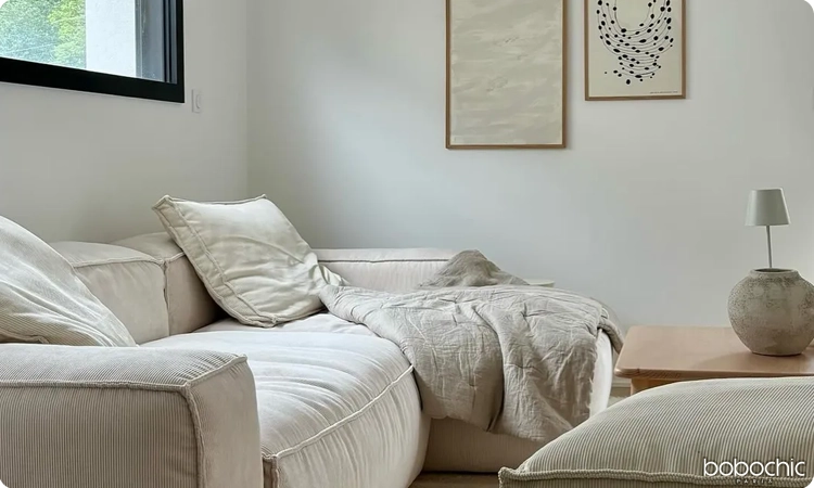 N'hésitez pas à faire de votre salon un espace cosy avec des petites zones de confort